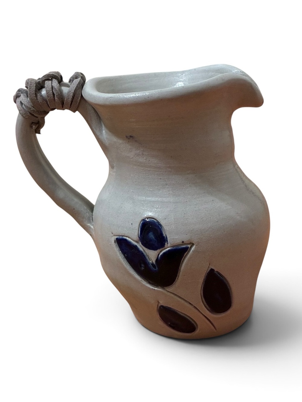 VTG Williamsburg Pottery Salt Glazed Pitcher Cobalt Blue Flower Rope Handle Lean